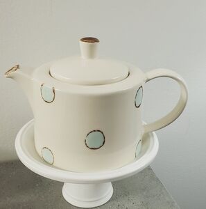 Home Essentials Pure White Teapot